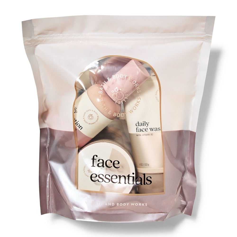 Face Essentials Gift Set Face Wash (4 oz), Lotion (3.4 oz) & Clay Mask (6.5 oz)